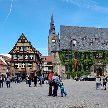 Fewo Otto- Sanierte Ferienwohnung Im Einzeldenkmal Кведлинбург Экстерьер фото